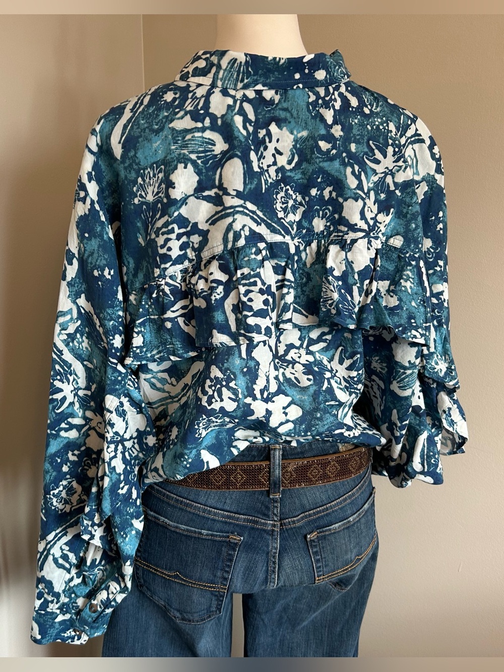 NWOT-Pilcro by Anthropologie Batik Blouse in Blue